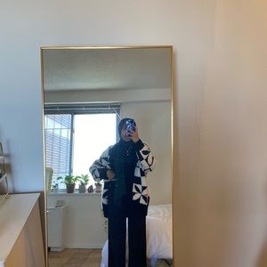 Zara flower cardigan, size small!